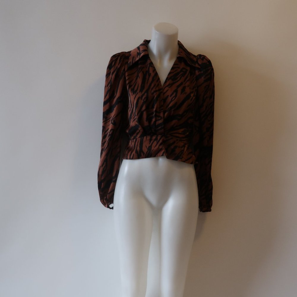 Ronny Kobo Collection Brown and Black Blouse - Picture 6 of 16